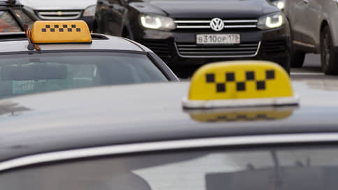 Перспективы такси заиграли в новом цвете // Парламентарии приняли проект реформы легковых перевозчиков, но поспорили о внешнем виде автомобилей