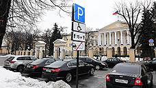 Александр Беглов пообещал решить проблему с парковочными местами для инвалидов