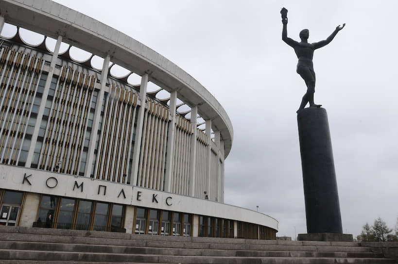 Петербургский Спортивно-концертный комплекс на проспекте Юрия Гагарина