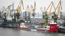 В портах Петербурга начался период ледокольных проводок
