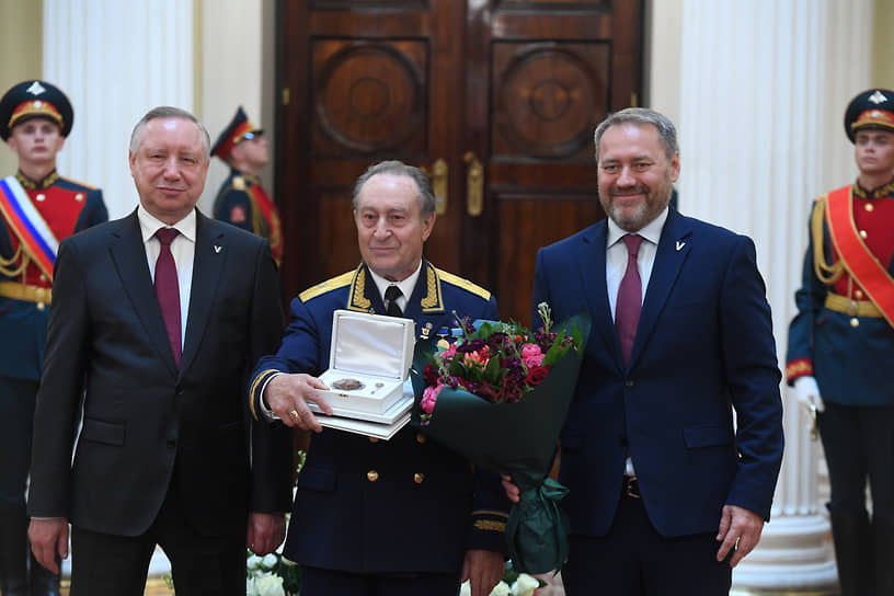 Генерал-майор авиации, председатель Совета Санкт-Петербургской общественной организации ветеранов (пенсионеров, инвалидов) войны, труда, Вооруженных сил и Правоохранительных органов Василий Волобуев