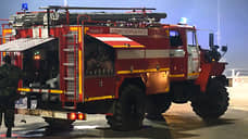 Пожар в административно-складском здании тушили рано утром на Аптекарском острове