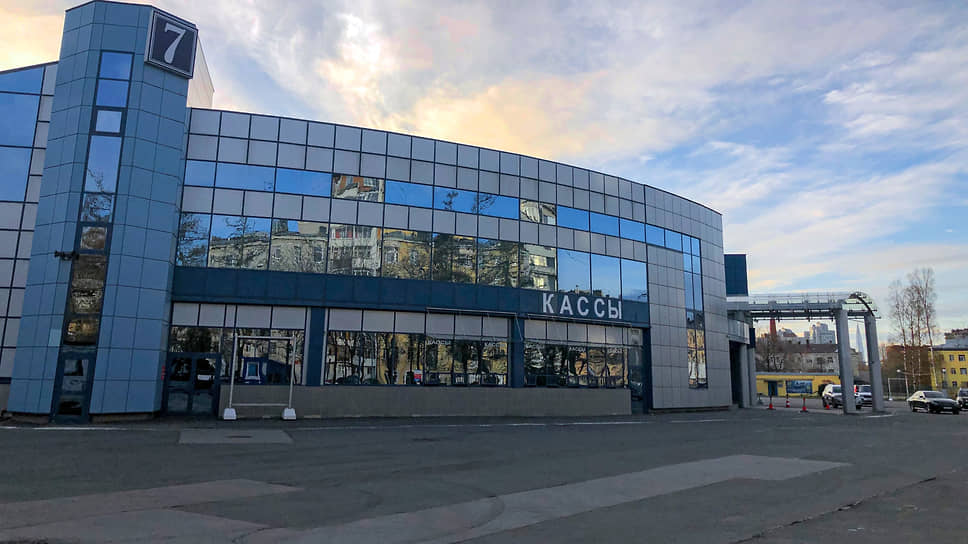 Седьмой павильон комплекса «Ленэкспо»