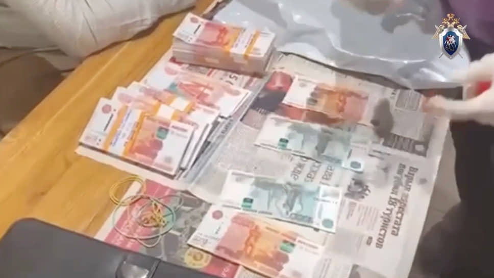 Деньги, изъятые у фигурантов