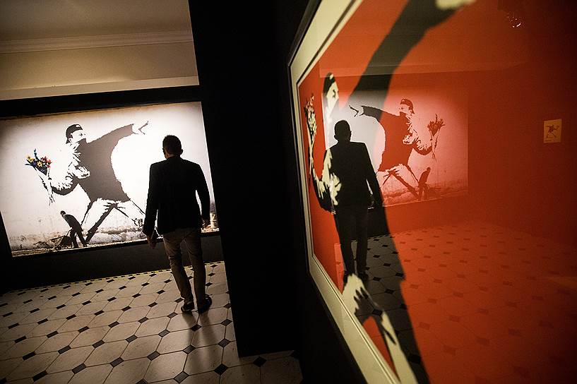 Выставка британского стрит-арт художника Бэнкси (Banksy) в Манеже Конюшенного ведомства