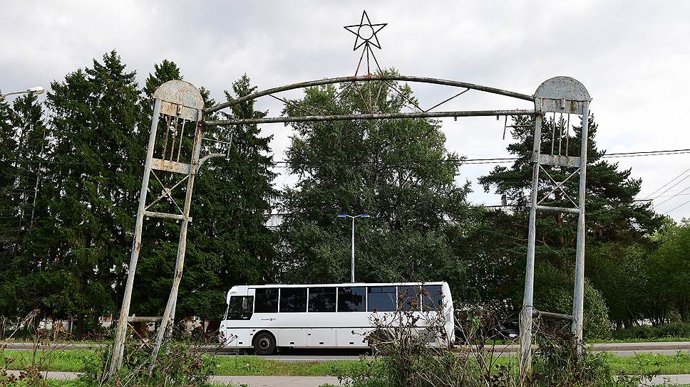 Как петербургские власти предлагали чиновникам Ленобласти сократить автобусные маршруты между регионами