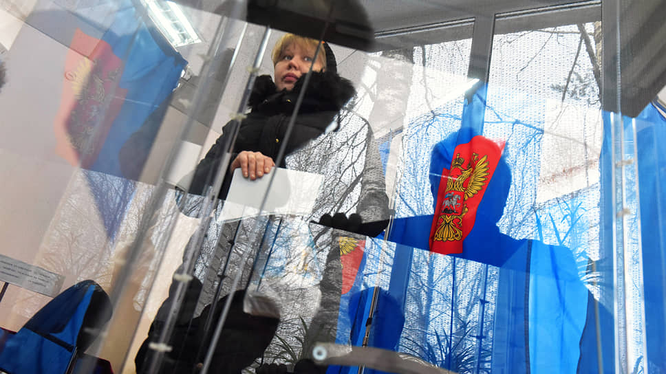 Создание избирательных участков в Ленинградской и Псковской областях вызвало разную реакцию