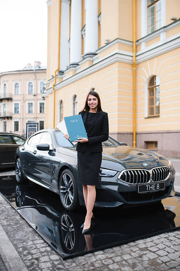 Автомобильный партнер мероприятия — официальный дилер BMW в Санкт-Петербурге компания «Аксель Моторс»