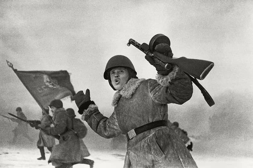 1943 г. Прорыв Блокады Ленинграда. Соединение Ленинградского и Волховского фронтов на Синявинских болотах