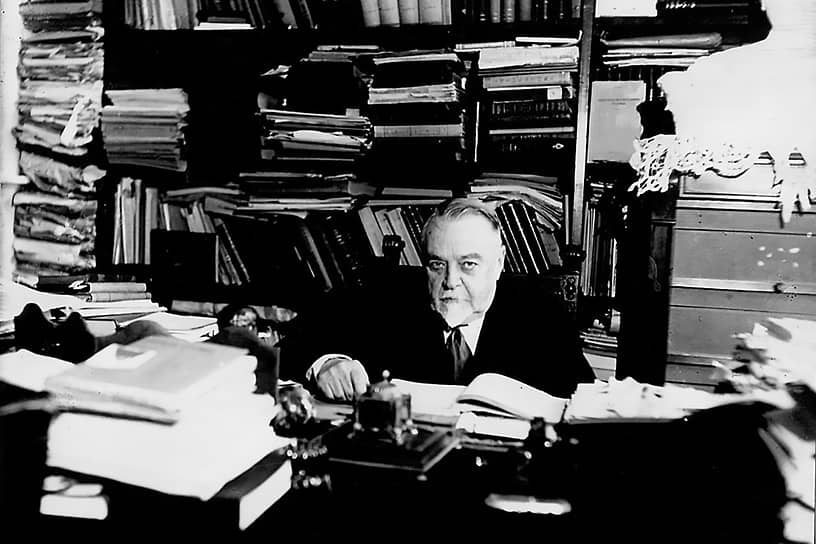1950-е годы. Михаил Андреевич Шателен (1866–1957) — ученый-электротехник. Первый декан электромеханического отделения Политехнического института в 1901 году