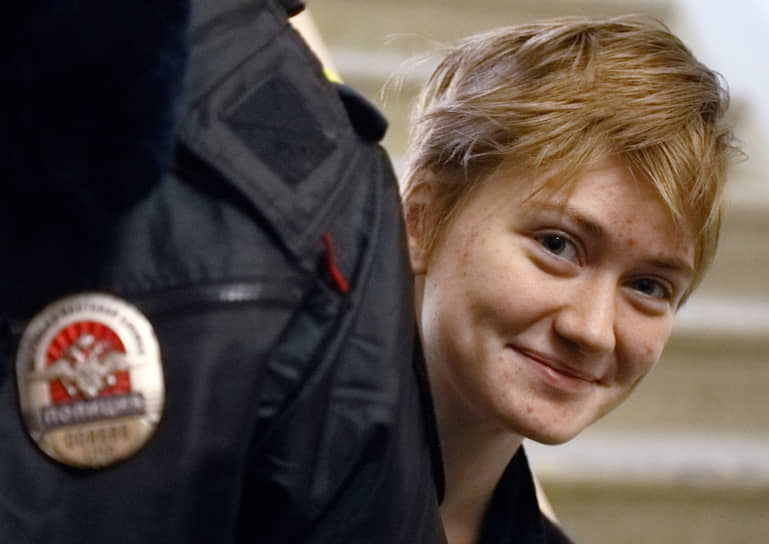 Дарья Козырева,обвиняемая в совершении публичных действий, дискредитирующий российскую армию