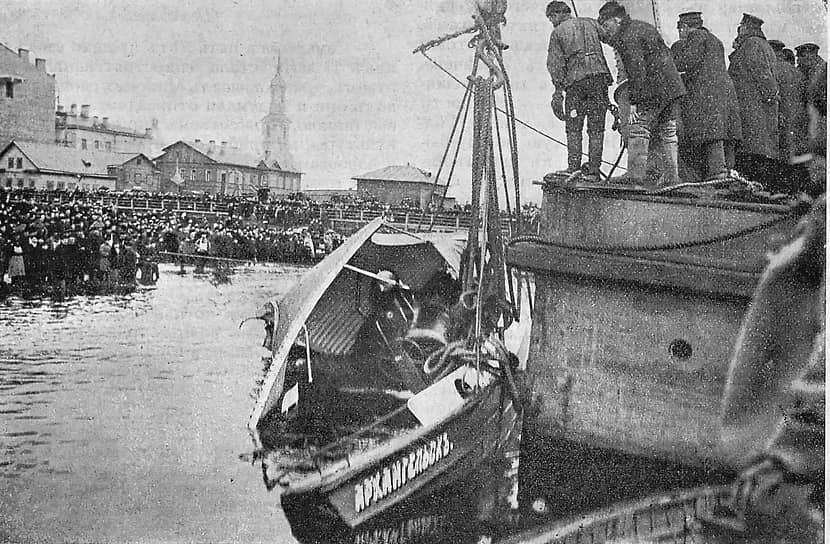 7 апреля 1907 года. Последствия катастрофы парохода «Архангельскъ» на реке Неве