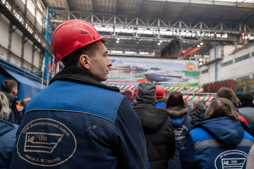Теплоходы по заказу государственной транспортной лизинговой компании  будут собирать на Зеленодольском заводе имени А.М.Горького (входит в судостроительную корпорацию «Ак Барс») в Татарстане