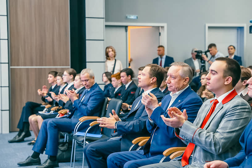 Презентация проекта строительства высокоскоростной железнодорожной магистрали Петербург — Москва (ВСМ-1)
