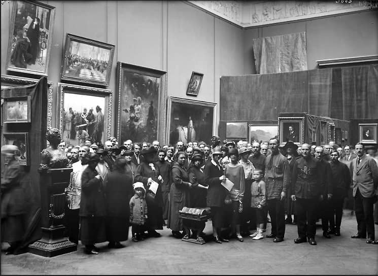 1925 год. Открытие выставки, посвященной 80-летию Ильи Репина
