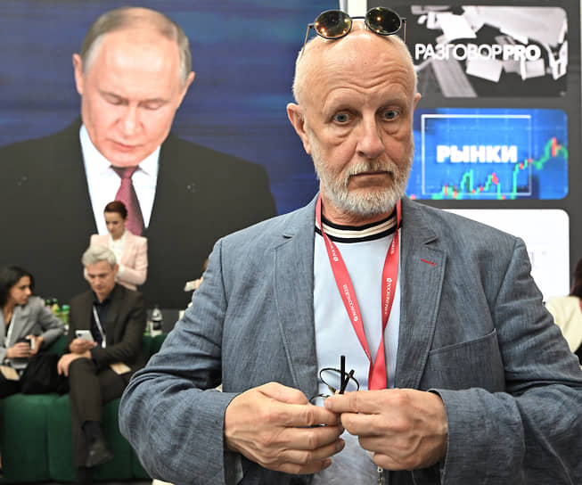 Блогер, публицист, переводчик Дмитрий Пучков (Гоблин) 