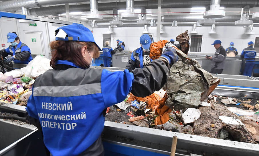 КПО «Новоселки» станет вторым мусороперерабатывающим заводом НЭО на территории Петербурга. Его мощность будет аналогичной уже работающему в городе комплексу «Волхонка» (на фото), а также строящемуся в Ленобласти КПО «Островский» и составит 600 тыс. тонн отходов в год