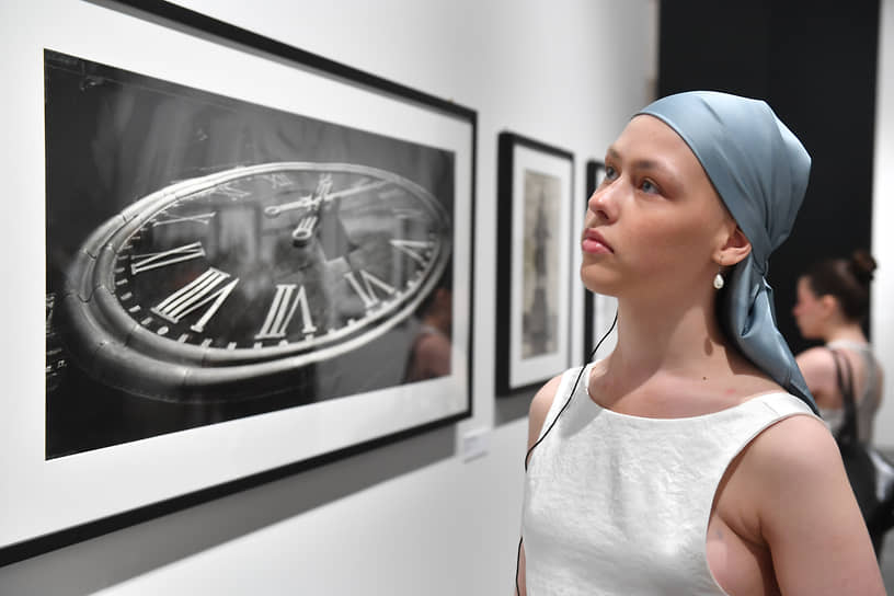 Открытие выставки «Фотоискусство. От дагеротипа до искусственного интеллекта» в ЦВЗ «Манеж»