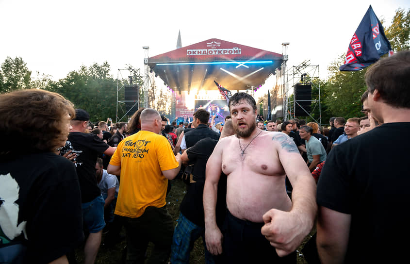 Зрители на фестивале