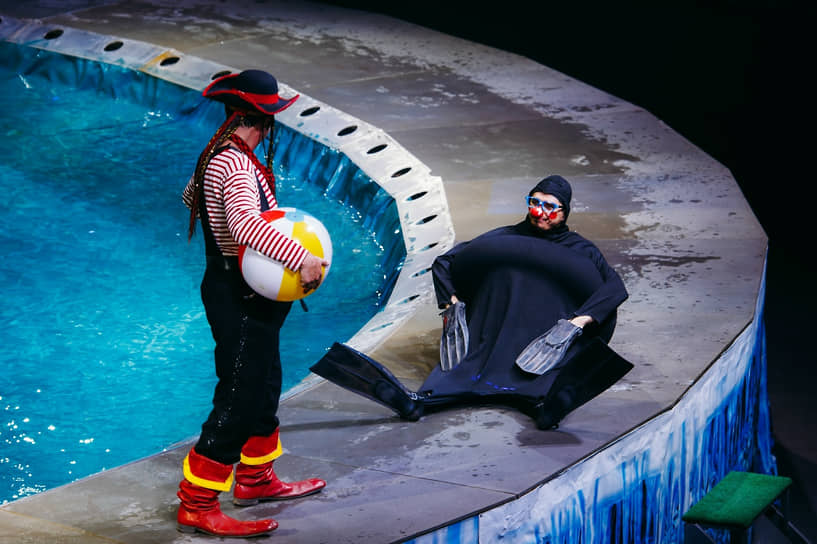 Шоу «Цирк на воде»