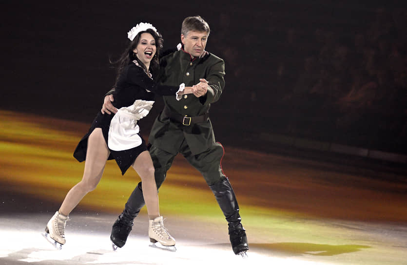 Остановив карьеру, Елизавета выступала в шоу, участвовала в телевизионных программах и ледовых спектаклях. На фото: Елизавета Туктамышева с фигуристом-одиночником, олимпийским чемпионом Алексеем Ягудиным
