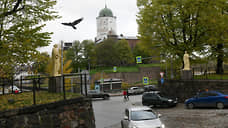 Автомобили мешают реставрировать