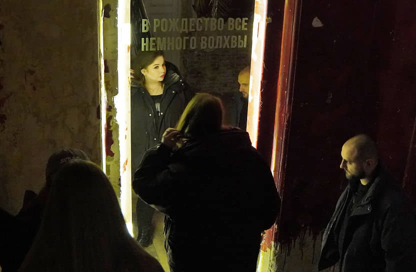 Посетители на выставке