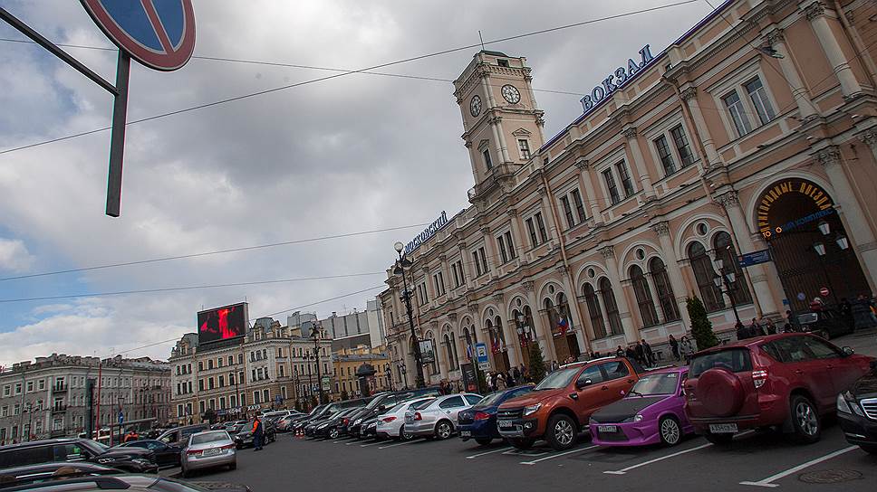 Общая стоимость программы по созданию сети транспортно-пересадочных узлов в городе оценивается в 400 млрд рублей
