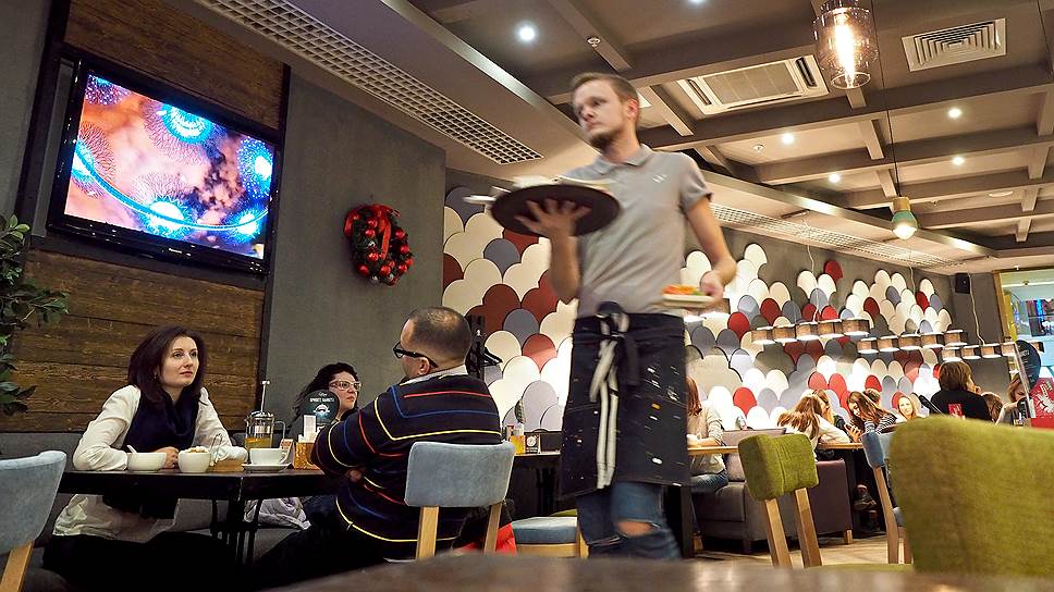 Часть обновленного интерьера ресторана «Две палочки» в ТРЦ «Галерея» 