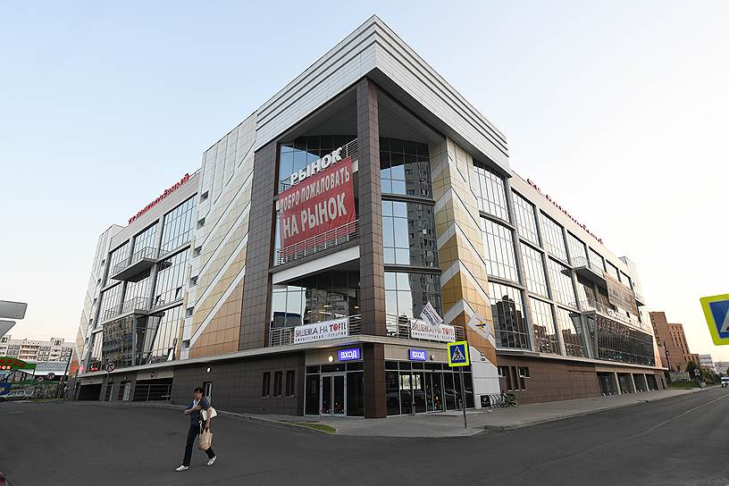 В первом полугодии открывались районные торговые центры — например, «Долгоозерный», площадью 10 тыс. кв. м
