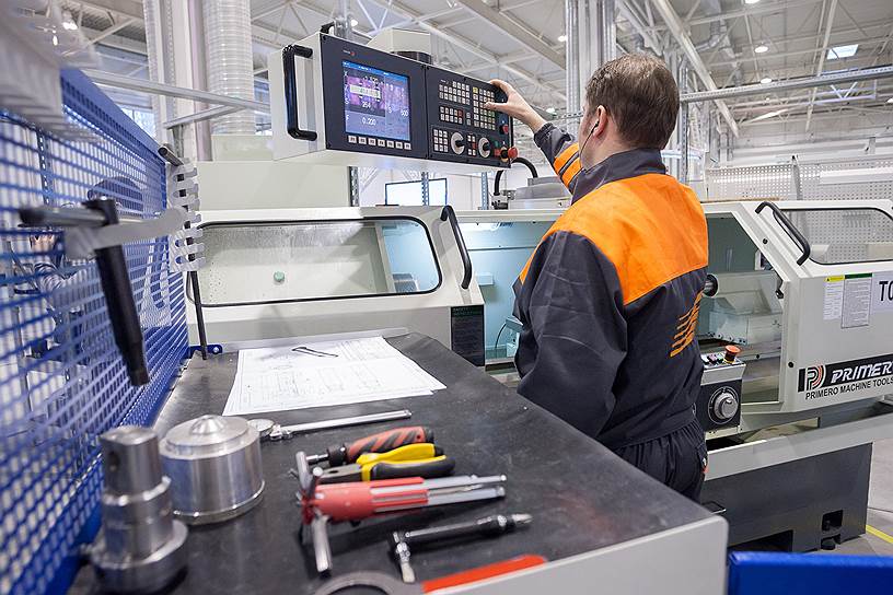 Лизинг оборудования наиболее интересен малому и среднему бизнесу, в то время как крупные компании отдают предпочтение банковским кредитам