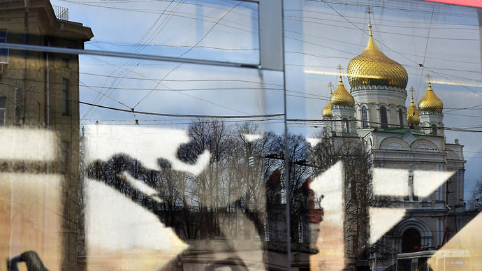 Вагонов пустые окна