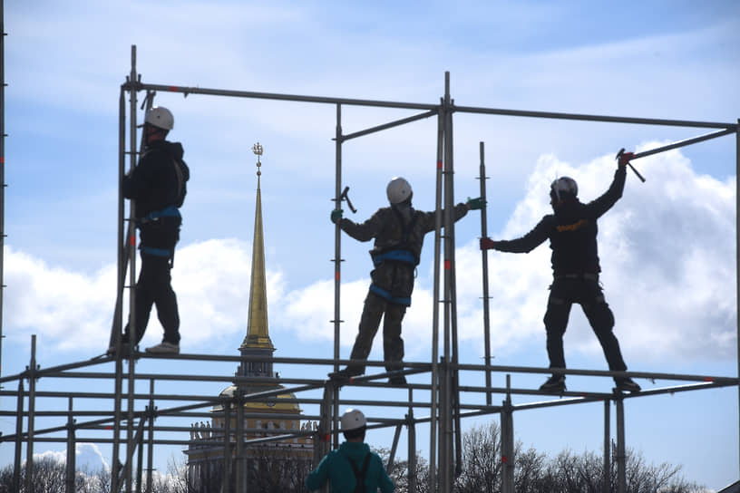 По итогам 2021 года рынок страхования СМР отыграет текущую отрицательную динамику и перейдет к росту в связи с существующей у государственных заказчиков тенденцией к реализации крупных проектов во втором полугодии