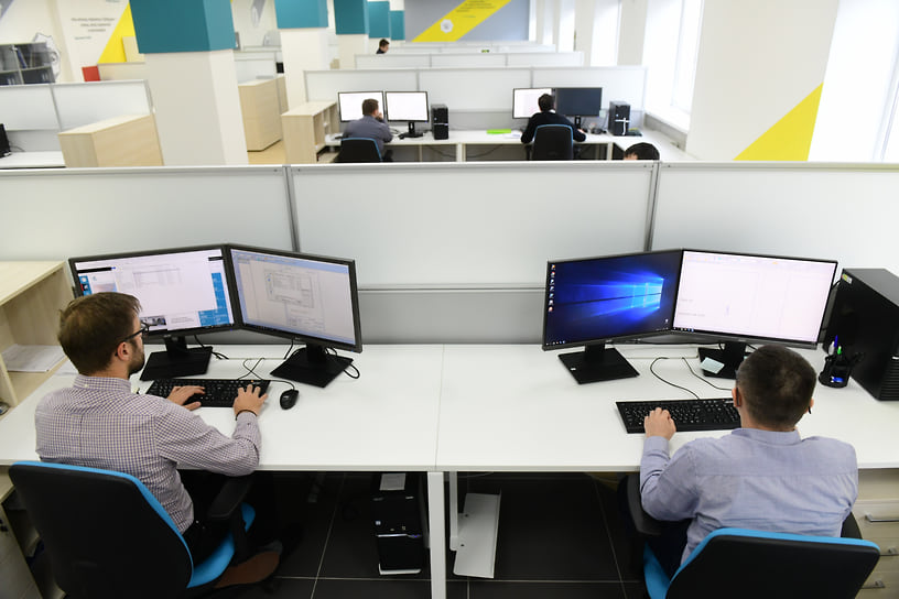 По данным НАФИ за 2023 год, 67% российских компаний используют технологии автоматизации, причем 42% — на постоянной основе