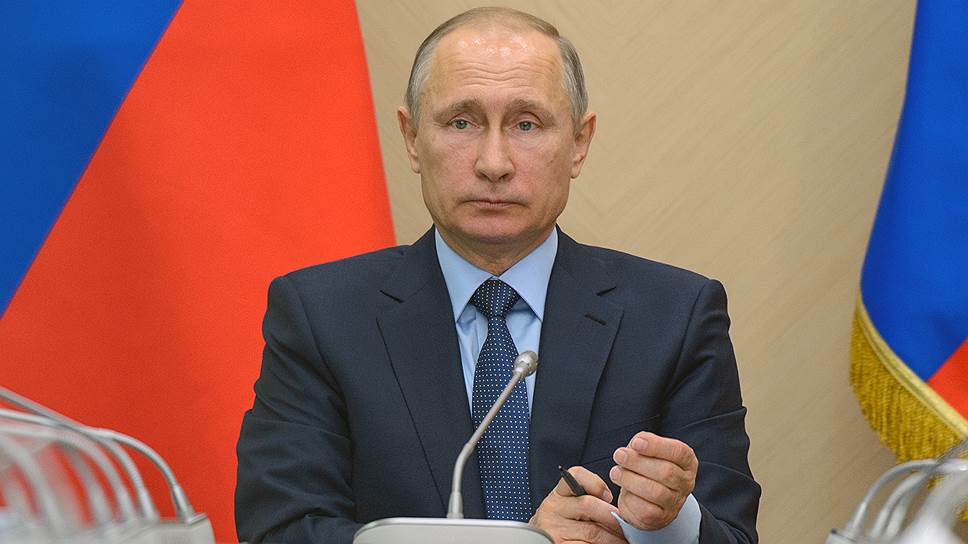 Подписанные Владимиром Путиным документы вступят в силу через 10 дней со дня опубликования