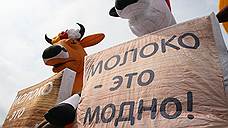 Молоко доят по капле