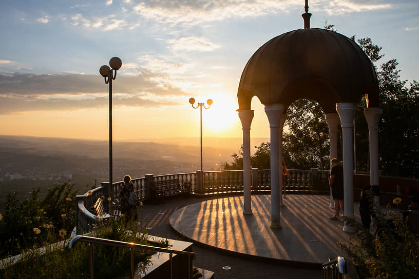 Из Кавминвод Черного моря пока не видать