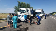 В ДТП с девятью автомобилями в Аксайском районе погибли трое человек, четверо пострадали