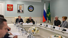 Глава Адыгеи передал Звезду Героя России семье полковника Романа Торохова