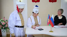 Национальная калмыцкая свадьба стала украшением Всемирного фестиваля молодежи