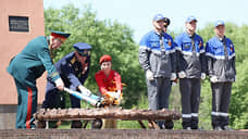 В Кумженской роще Ростова зажгли Вечный огонь