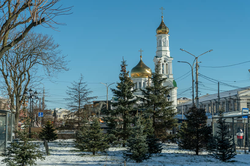 Снег в городе