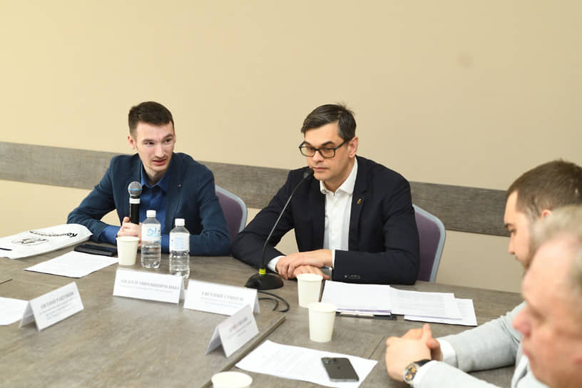 Модератор мероприятия - Евгений Грицун, руководитель отдела конференций "Коммерсантъ-Ростов"