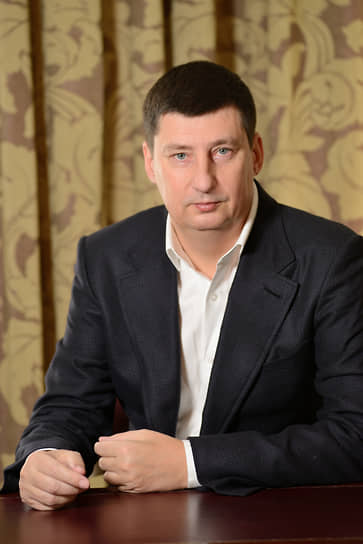 По данным прокуратуры, Петр Ходыкин не отказался от полномочий единственного участника ООО «Родные поля» и продолжил определять судьбу компании