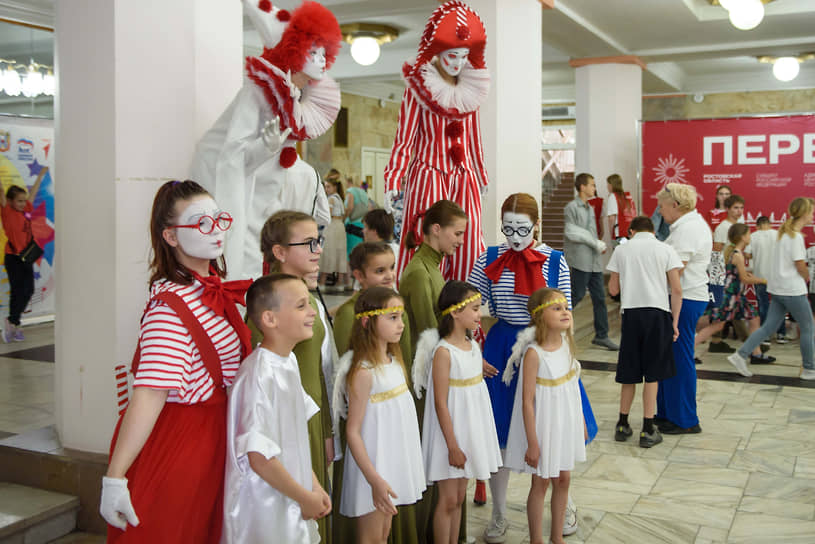96 финалистов выступили на сцене Дворца культуры «Ростсельмаш».
