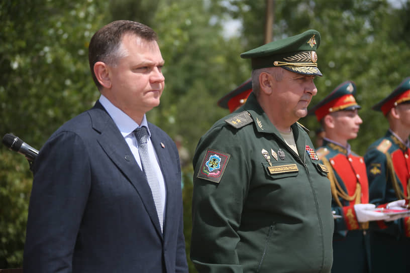 Вручение военным наград и мотоциклов проходило в ростовском парке «Левобережный»