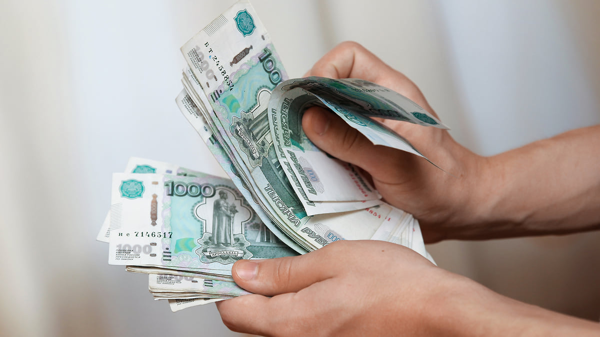 Дон затягивает в омут неплатежей