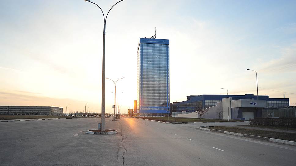 Ситуация на «АвтоВАЗе» не позволяет мэрии Тольятти рассчитывать на рост промпроизводства в 2015 году