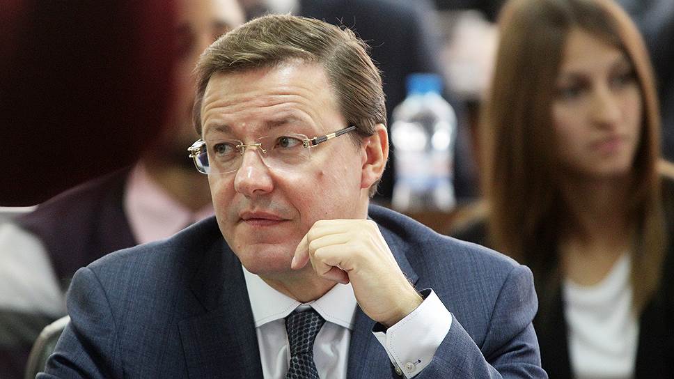 Врио главы региона Дмитрий Азаров в собеседованиях с кандидатами участвовать не стал, чтобы «его мнение не повлияло на решение комиссии»