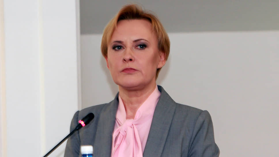 Глава Самары Елена Лапушкина уволила директора МП «Бла­гоус­тройство» в начале недели из-за некачественной уборки снега